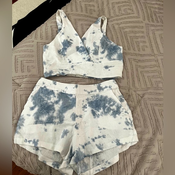 Two piece summer set - Picture 1 of 3